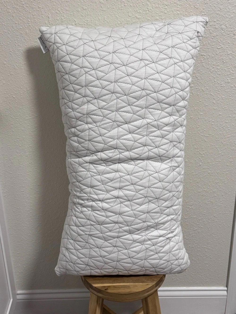 Coop Home Goods Original Adjustable King Pillow Shredded Memory Foam EUC